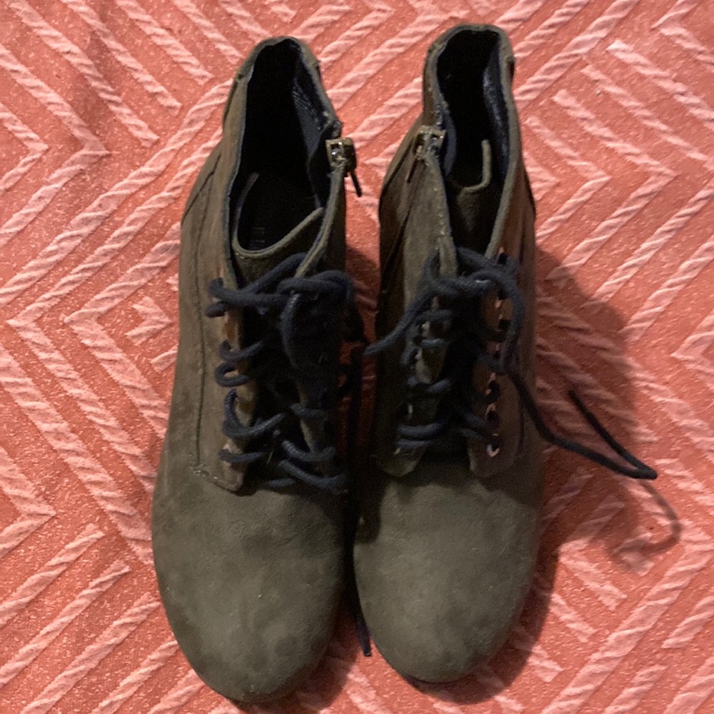 UNR8ED ankle boots